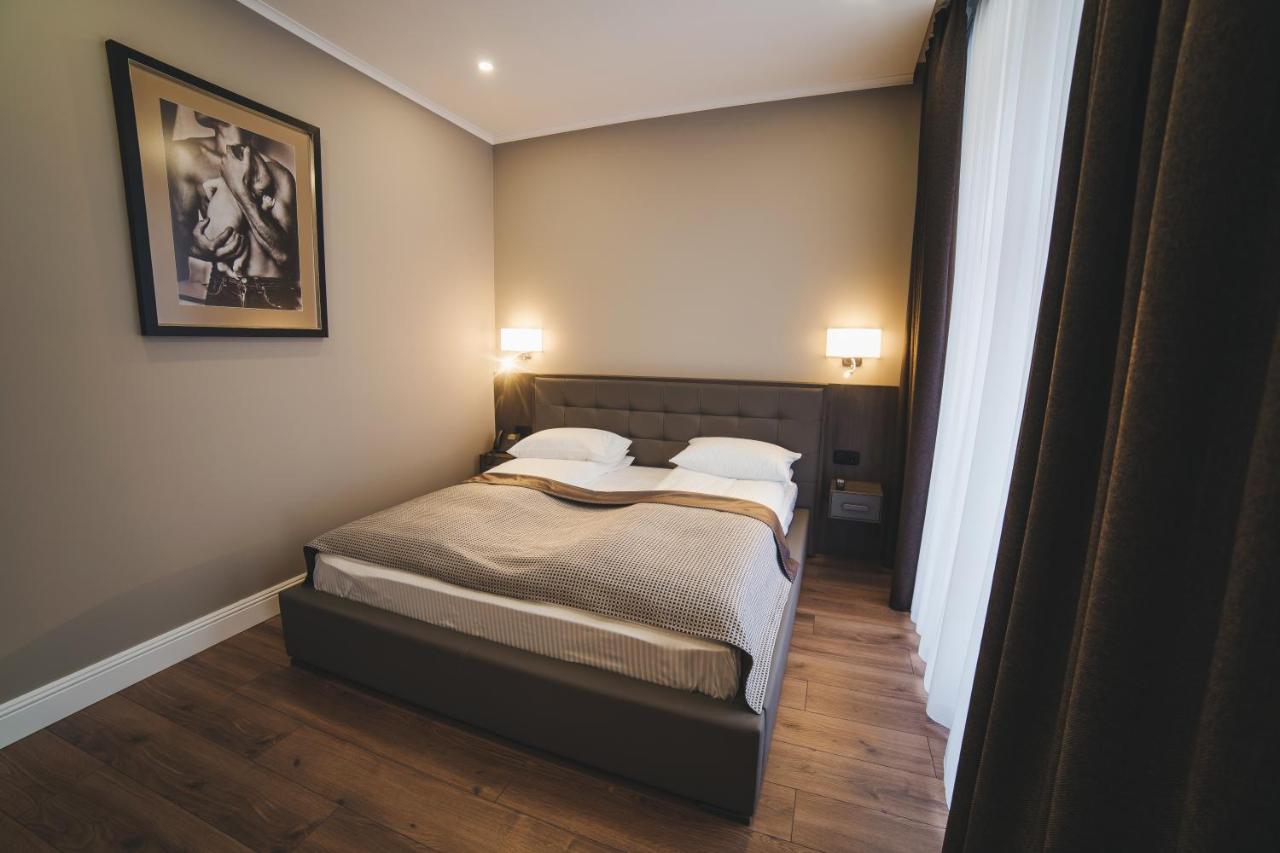 Hotel Irys By Derenivska Kupil Nyzhne Solotvyno Dış mekan fotoğraf