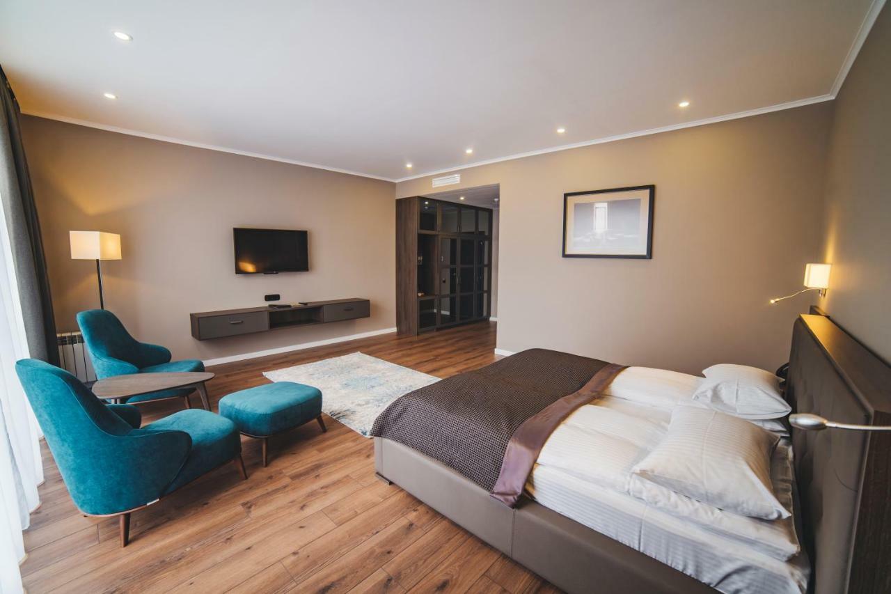 Hotel Irys By Derenivska Kupil Nyzhne Solotvyno Dış mekan fotoğraf